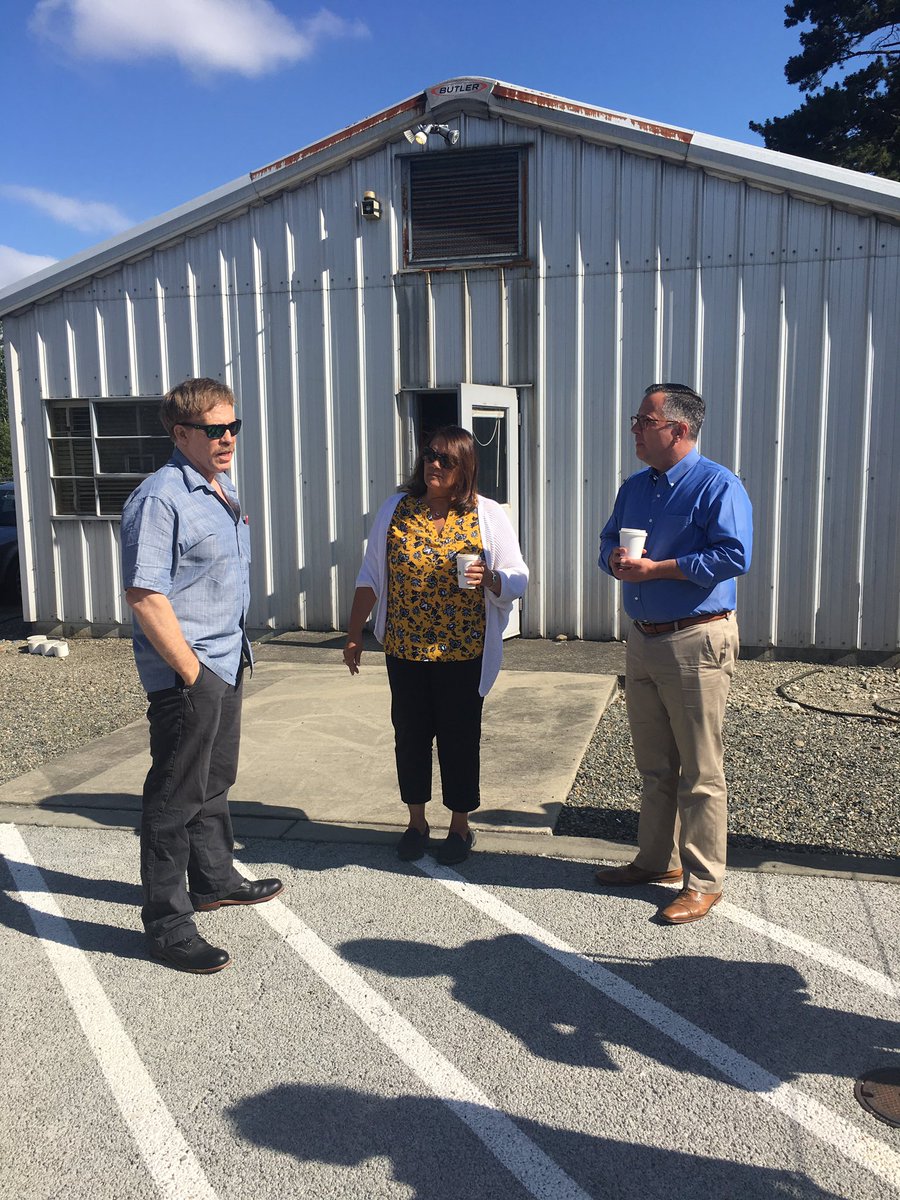 tatumweed's tweet photo. @johnstark_wsu shares about the @WaStormCenter's #LID research on full-scale, replicated bioretention and permeable pavement facilities. https://t.co/1b3GEwcDvq