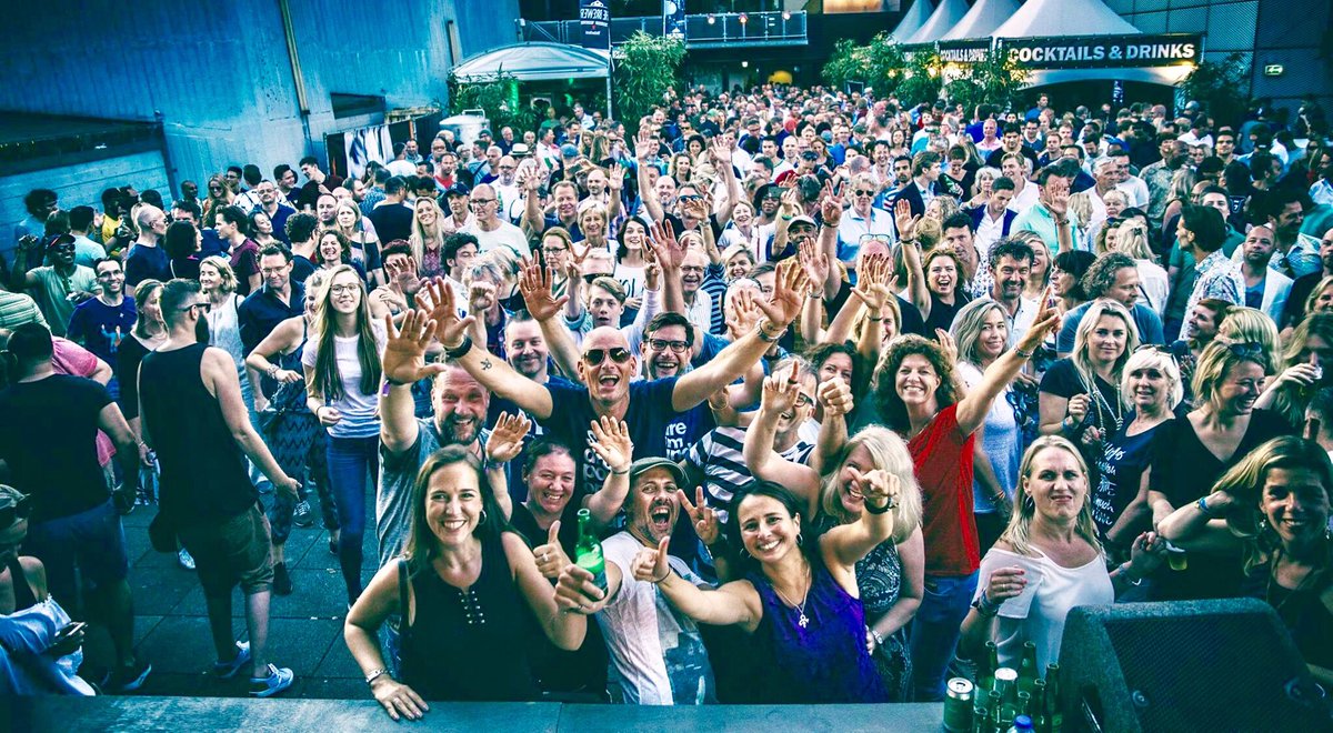 De heeeeele toffe sfeer bij <a href="/gerardekdom/">Gerard Ekdom</a> en <a href="/northseajazz/">NN North Sea Jazz Festival</a> mooi in beeld gebracht door @hapevv 👏🏻👏🏻👏🏻