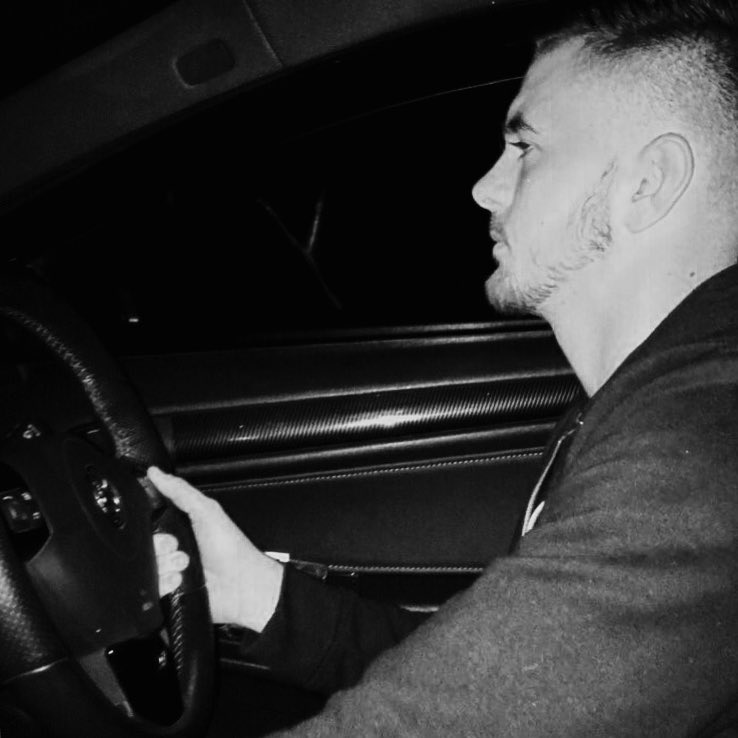 lukethickitt's tweet photo. #NewProfilePic https://t.co/ItHoqyhJ8d