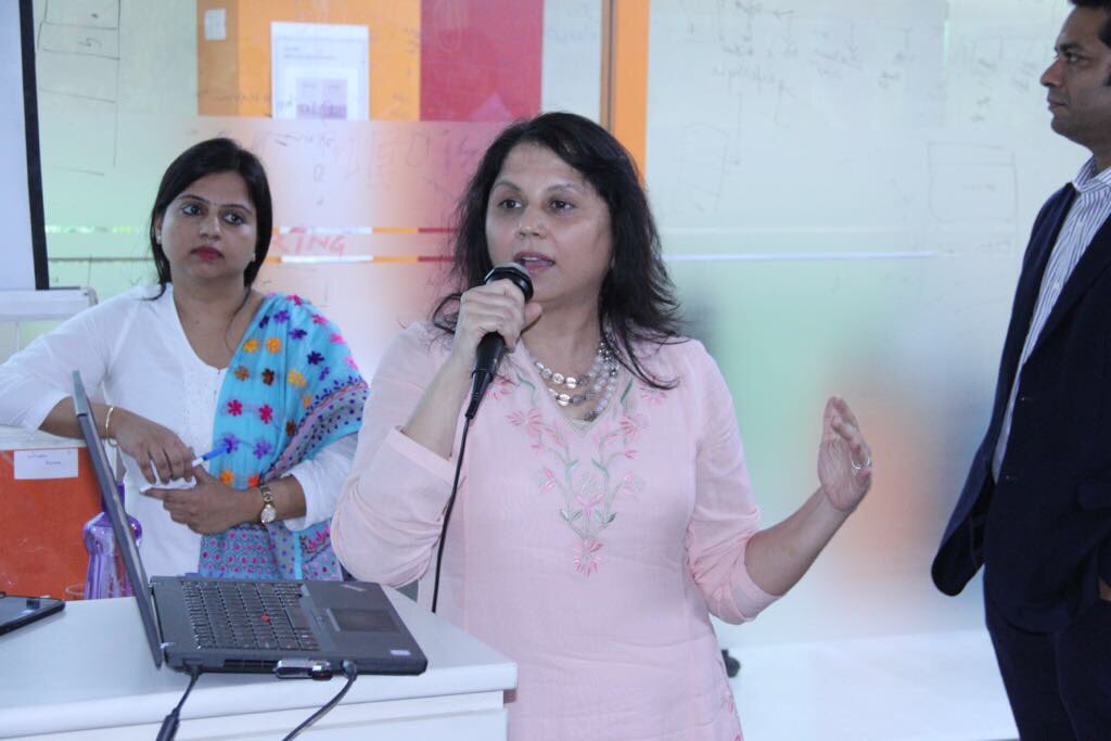 NehaVerma134's tweet photo. Thank you so much for inspiring the team with ur gracious presence in JNM confluence @apurva_purohit @bharatgupta76 @sukigupta @Sagorikak https://t.co/uke676Yxes