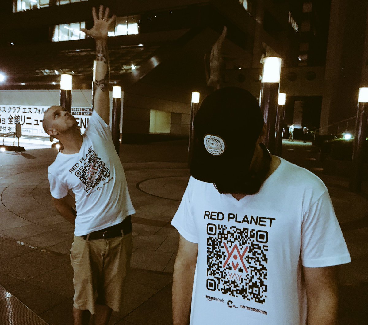 yaypowermusic's tweet photo. Another DOPE session with our homeboy Shen!!  #YAY #REDPLANET #ScanMe #BreatheAloha #AlohaDamashi https://t.co/XdMo26ePpt