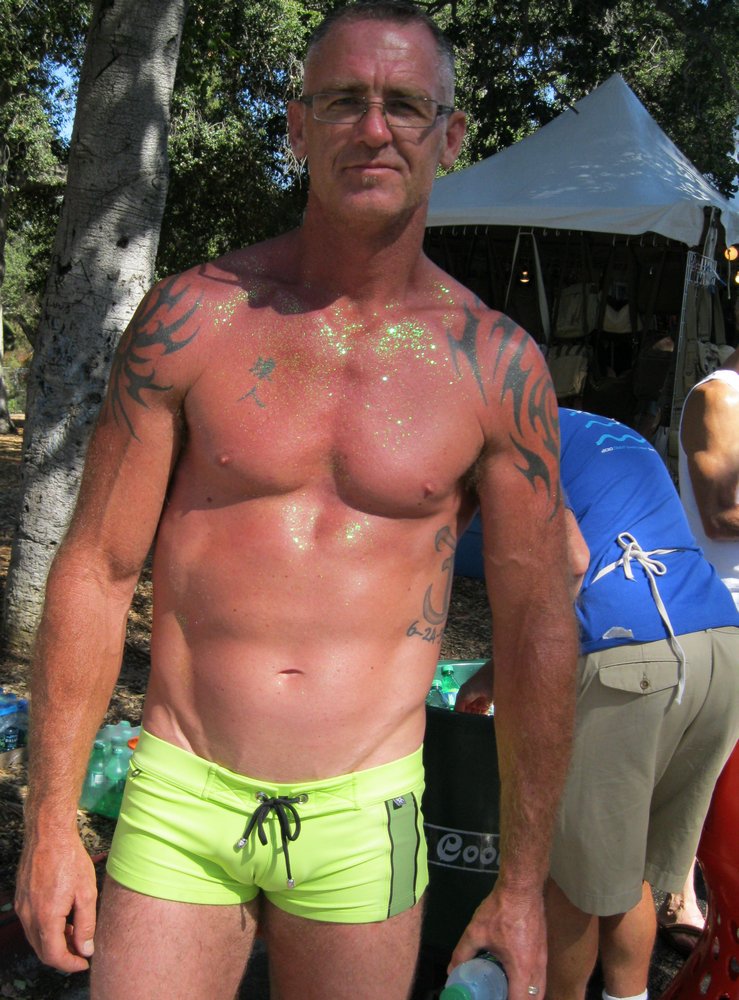 California Muscle Daddy Gay Muscles Body Paint Art Silver Daddies Profiles California Muscle Daddy Gay Muscles Body Paint Art Silver Daddies Profiles