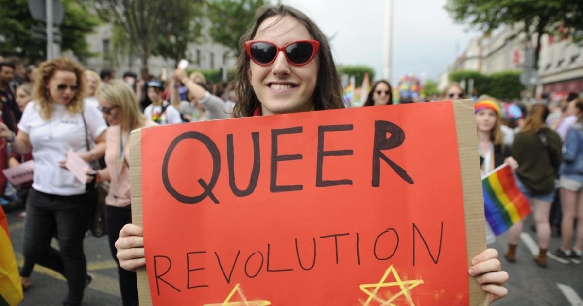 TransEquality's tweet photo. Ireland may give official recognition to non-binary people this year https://t.co/pHUiRodEwQ via @PinkNews https://t.co/6JFFDjl6xb