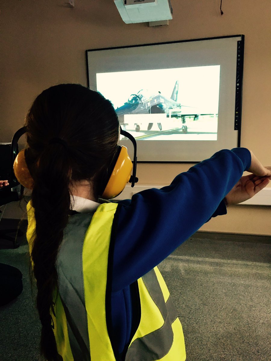 HCFECreative's tweet photo. Morefrom today's STEAM Day at @hartlepoolfe 🚀 https://t.co/EvDCBuMW28
