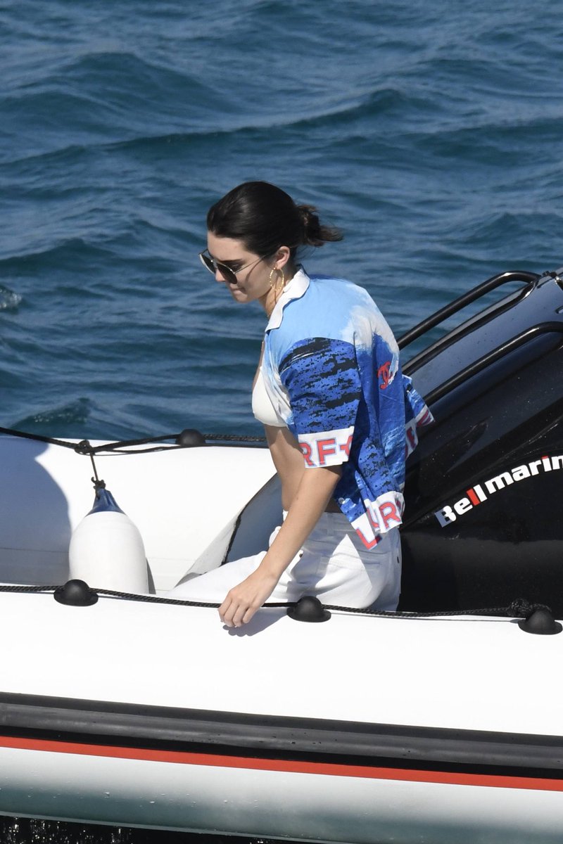 Kendall Jenner Spotted on a Boat in Mykonos, Greece | Lipstick Alley
