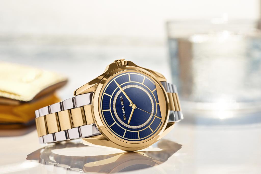 Pornografie Lief kunst Michael Kors on Twitter: "A watch for all hours: our two-toned Michael Kors  Access smartwatch. https://t.co/0bHNjSVVpB #AccessItAll #SummerOfLove  https://t.co/8g7vkJYc74" / Twitter