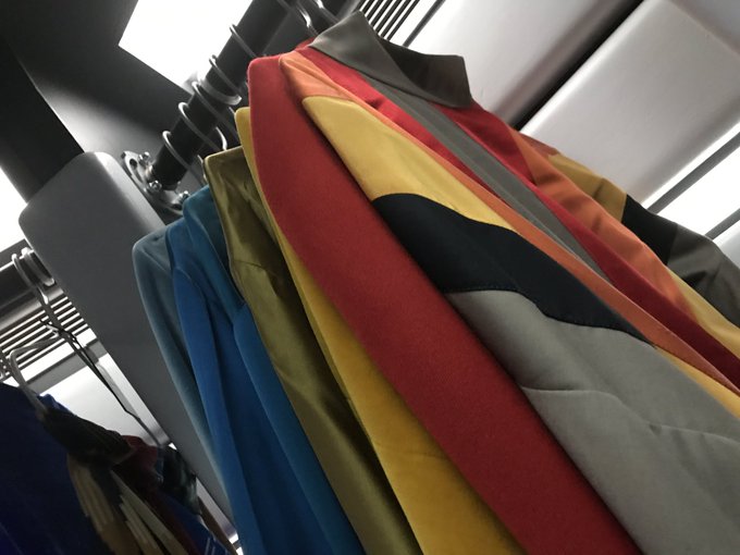 View image on Twitter