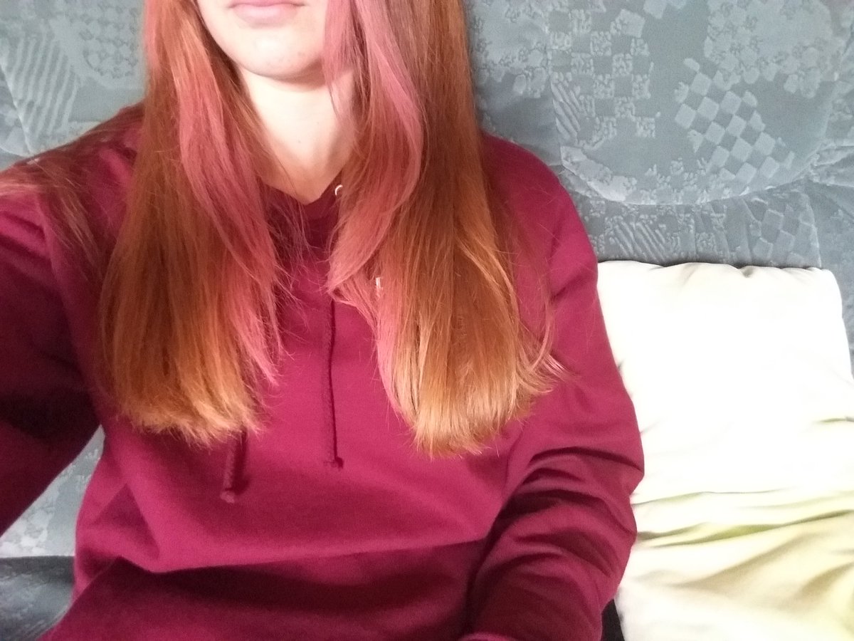 sxb_1428's tweet photo. New Hair? Yep😇 https://t.co/ZP2MsG6mov