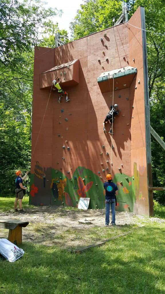 BMXlifeProgram's tweet photo. Another, #camphopeforkids hooking up #bmxlife riders! @originalodaat #recoverymode #odaat #rockclimbing https://t.co/C5evgIsYhw