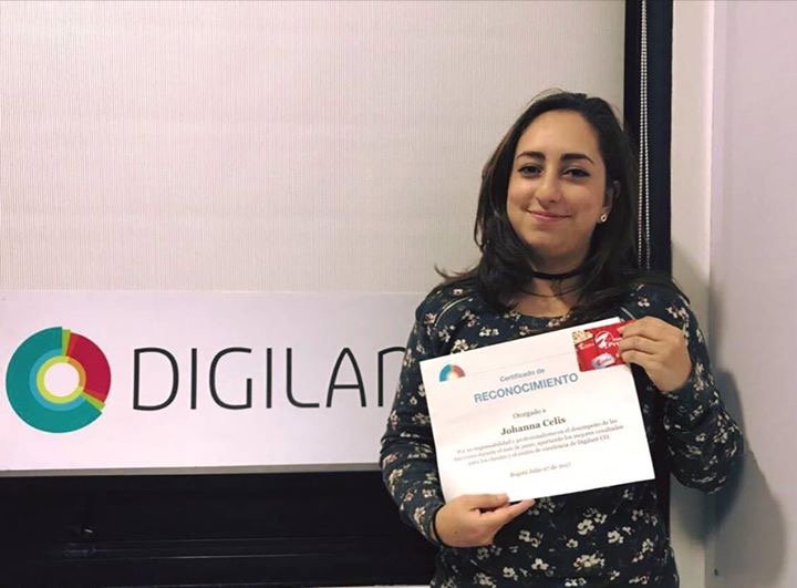 Digilant_BR's tweet image. El Centro de Excelencia de #Digilant Colombia otorga el presente Reconocimiento a Johanna Celis por su profesionalismo en sus labores 🥇