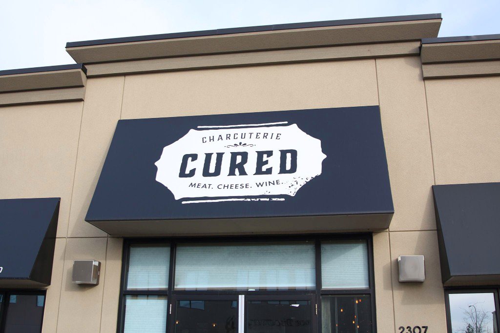 Come grab a seat, our doors open at 5pm. #CuredWineBar

#yeg #yeglocal #exploreedmonton #edmontonliving #yegfoodie #yegdatenight #yeglife