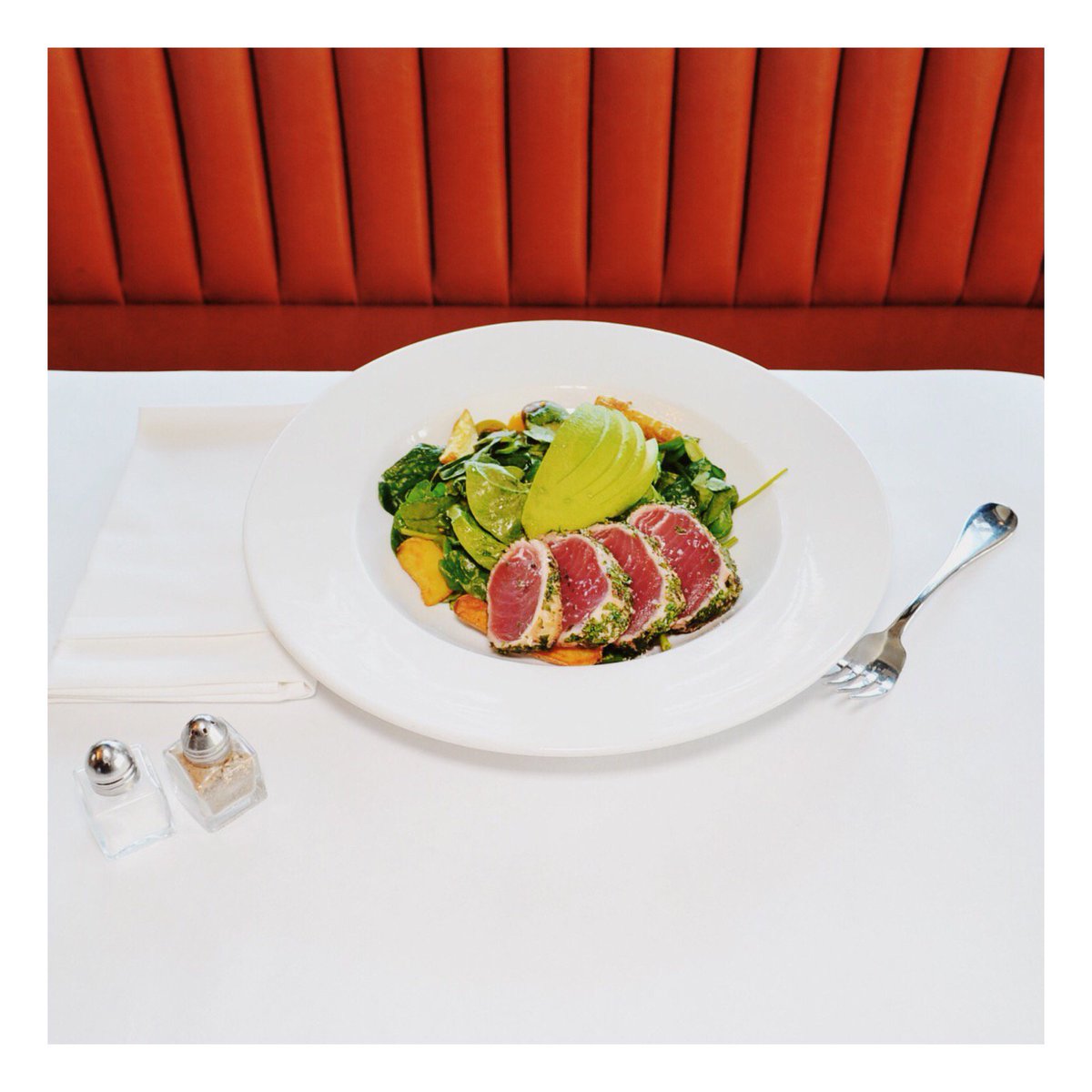 You've never tasted a fresher salad, try our Herb Crusted Ahi Tuna Salad today! #CaulfieldsBH #SIXTYhotels