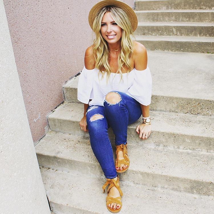 shop_Millie's tweet photo. I will always be a sucker for denim, especially when paired with a cute OTS top, straw hat, and sandals. Just love… https://t.co/KdLzI78Lyx https://t.co/gzQ96ySNJF