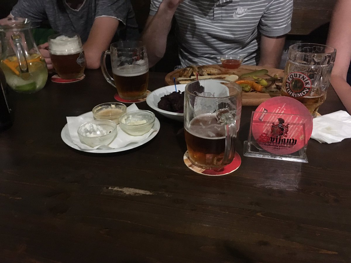 oXyShop_Devs's tweet photo. Dneska jsme vydali novy release, tak se hodi to peclive zapit. #codeForBeer https://t.co/XjiFk0h96R