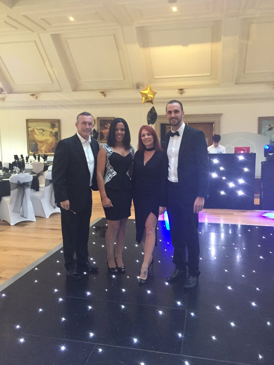 StockBrookClub's tweet photo. Welcome to our fabulous team of teachers from @EmersonParkAC #sbprom17 #prom2017 #prom https://t.co/X1fxJhl52a