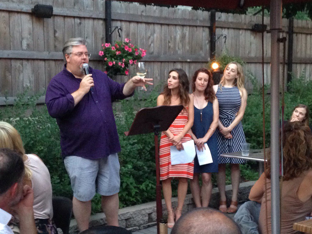 skyfullofbacon's tweet photo. Kevin Hickey explaining the bridge-port at #BetweenBites Indians murdered people on this patio/Ft Dearborn massacre https://t.co/6PI3xV3uXn