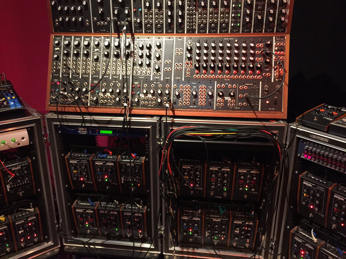 moranste's tweet photo. Care to geek out on some of the coolest synths ever assembled? Visit Moog Sound Lab at #SOUNDCHECK @SciGalleryDub https://t.co/TCCnR31MDC https://t.co/tliXAhlzQa