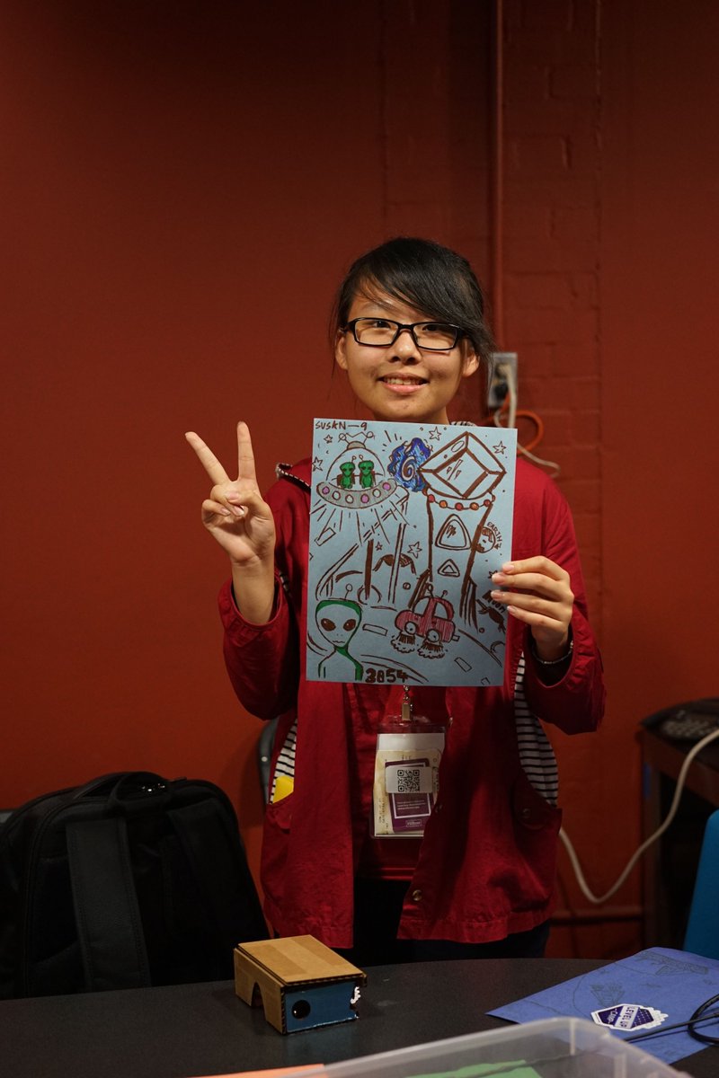 LevelUpCamps's tweet photo. TALENT ALERT: We have some great artists with us today, including this #youngmind!! 👨‍🎨👩‍🎨 https://t.co/2jzPDK2Z4n