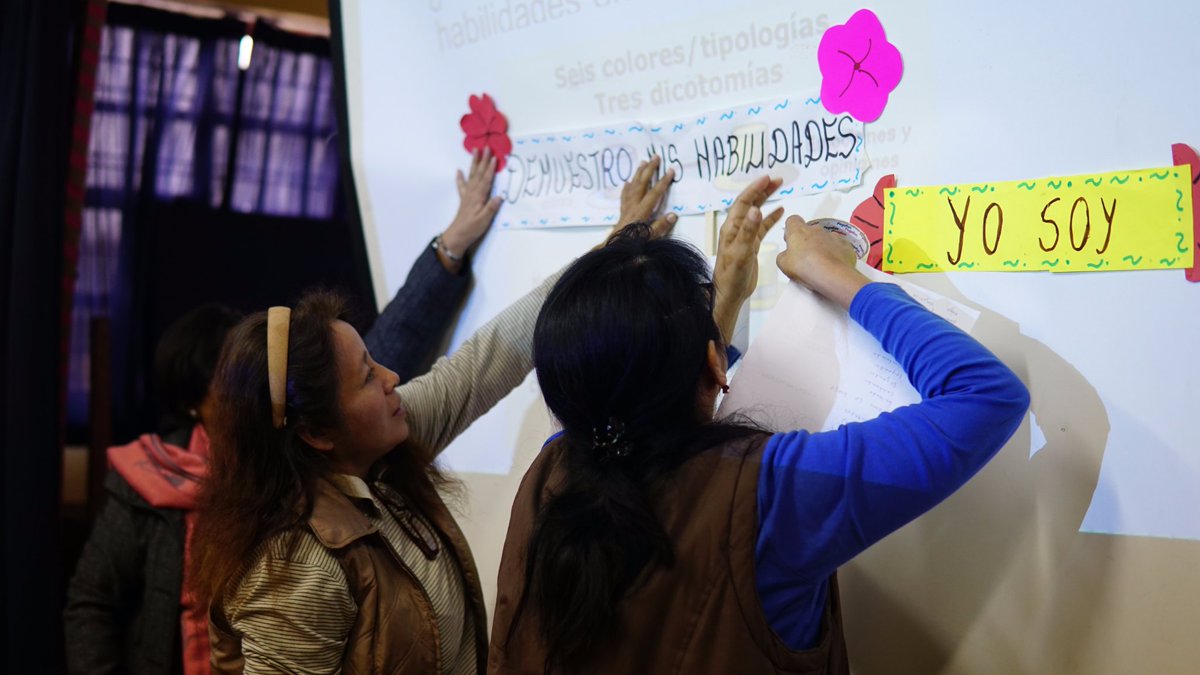 vivavivevalores's tweet photo. Nuestras maestras VIVA aprendiendo la importancia de las habilidades en sus estudiantes para potenciar su crecimiento 😍 https://t.co/oyxahlLDD9