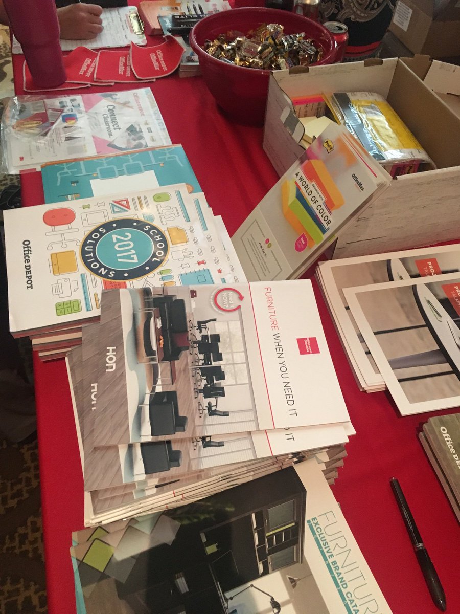 Vendor freebies #HarmonyLeads17 - crowd.cc/s/XE6M