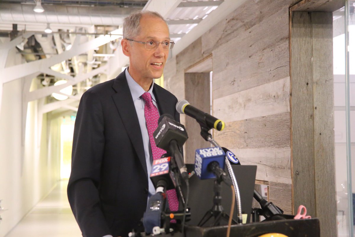 PhillyMayor's tweet image. Thanks to @HelenGymAtLarge, @PHLPublicHealth, advocates, and others for being champions for the health and development of Philly's kids!