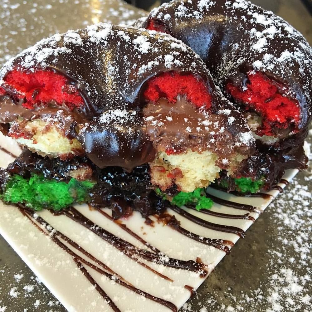 BroadSt_DoughCo's tweet image. Life's too short, don't forget to #treatyoself! 🍩❤️🍩❤️🍩