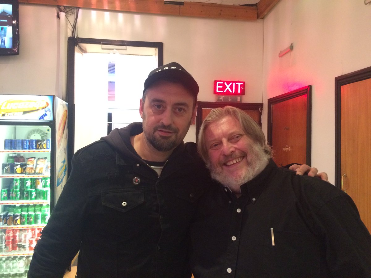 Great meeting tonight with #JohnnyDoom, plus #RobHoffman &amp; #ChrissieHarper, at #Robannas. Really looking forward to us all working together.