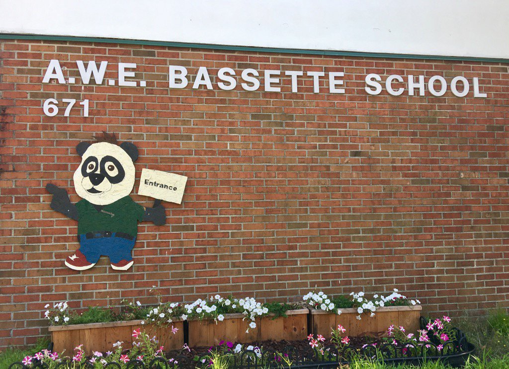 BassettePandas's tweet image. It&apos;s important to stop and enjoy the journey. #thankfulforeachother #thankfulforlearning