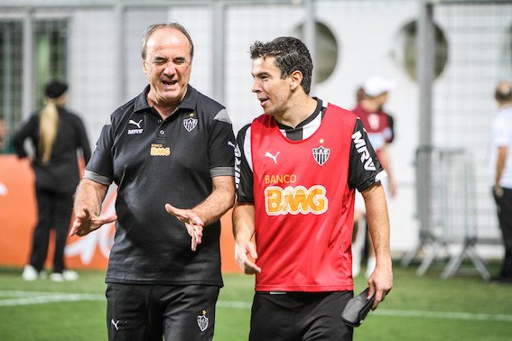 GaloESPN's tweet photo. Hora do Galo enfrentar @LevirCulpi e @doni_leandro | Por @Munaier, no #CAMikaze https://t.co/4XNlm1DjvX https://t.co/xTFm8rmMOs