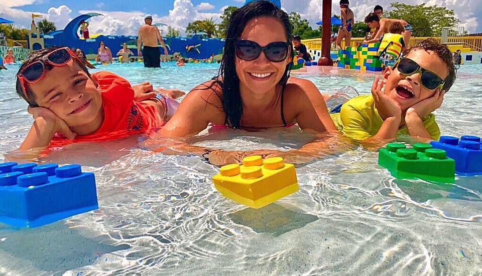 TheRealtorista's tweet photo. Everything is AWESOME... when you're living out a dream. 😎 #summerfun @legolandflorida #builtforkids #LEGO #legoland #legolandwaterpark https://t.co/tR9fNsOKKo