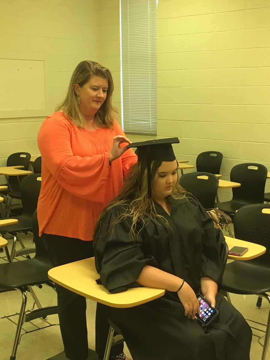 ECCC_MS's tweet photo. Graduates are getting ready for tonight's ECCC High School Equivalency Graduation. 7 p.m. in Vickers. #ExcellenceWithClass https://t.co/iOYBIkvBa7