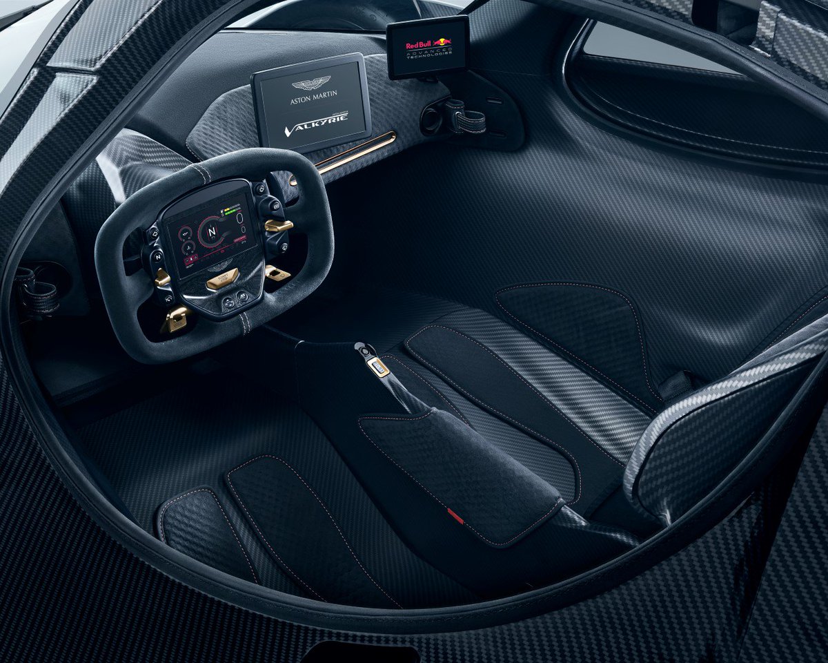 astonmartin's tweet image. Aston Martin Valkyrie: Secrets of exterior and interior design revealed. astnmrt.in/2t1TeRQ