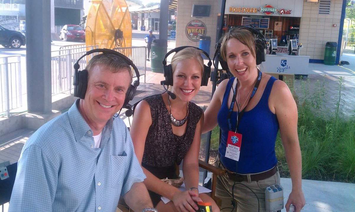 Jayhawk96's tweet photo. A little #ASG2012 memory while we wait for #ASG2017 to begin. Hot days at the K! @JohnHoltNews @AbbyEden https://t.co/7aZWoPawl4
