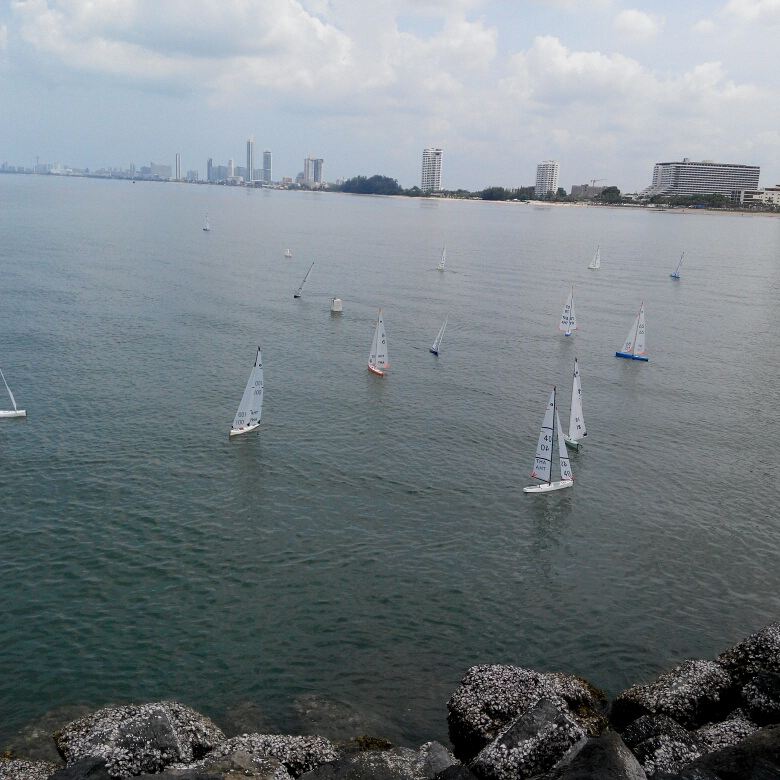 Mathgrind's tweet image. Minggu nie race..bot xcheck pon lagi..past check 1st puasa kat Singapore..adehh malasnye