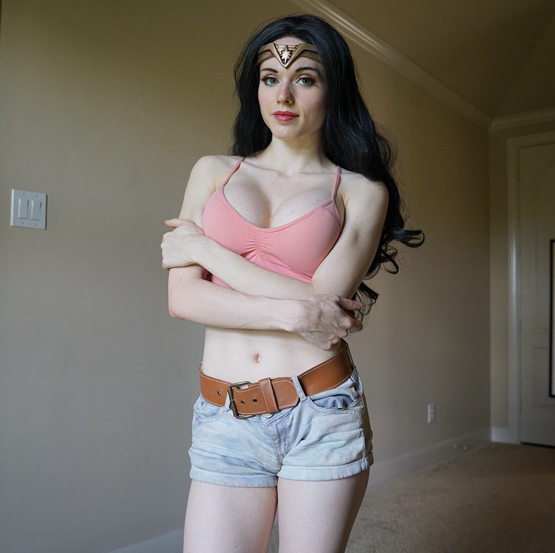 Amouranth on Twitter 