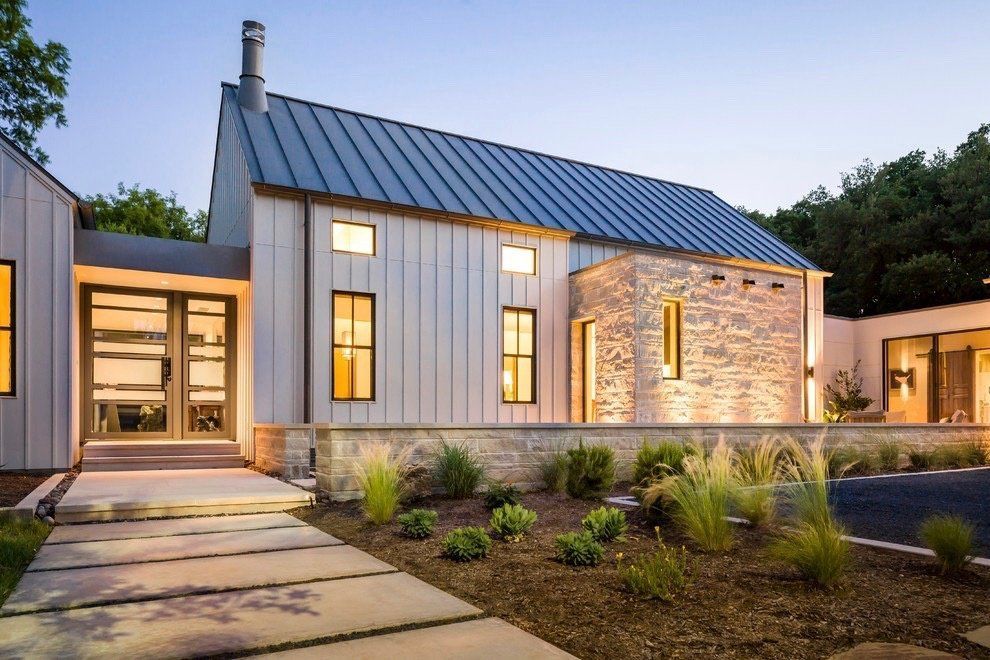BuildingWise's tweet photo. Building to LEED could raise a home's resale value. #green #energy #greenbuilding #construction #environment #leed https://t.co/OPFvlXVpZm https://t.co/MhlEWVkJMo