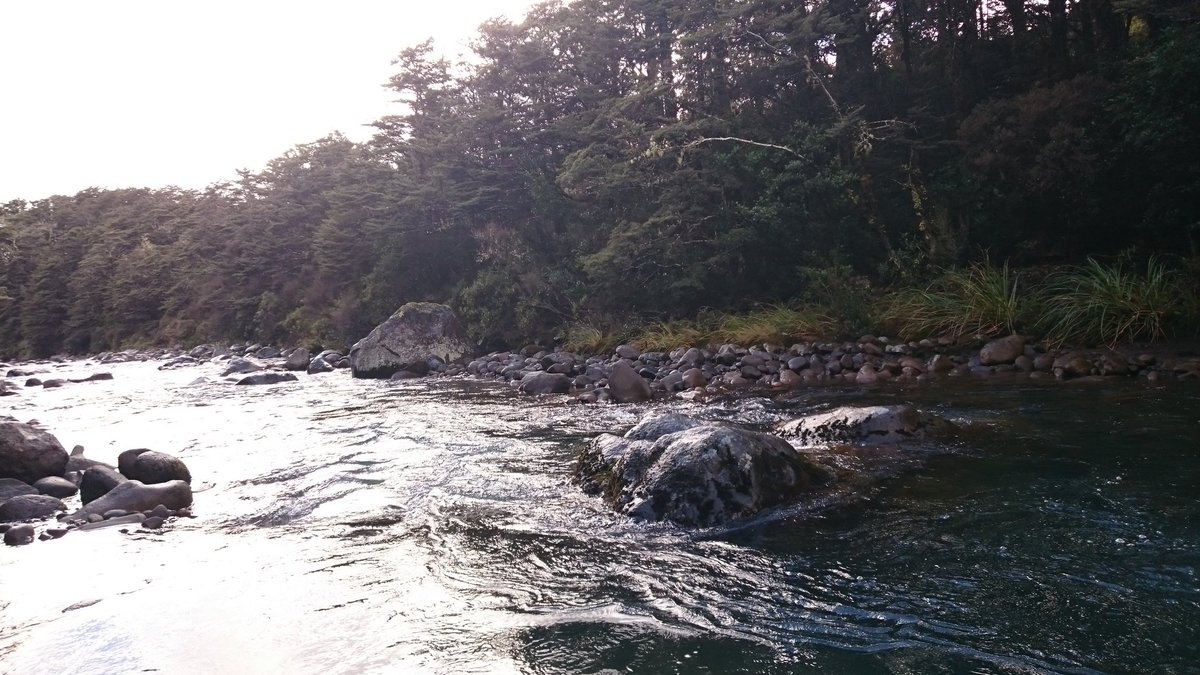 AndyBanson's tweet photo. Gollum's Pool.
#baNZon https://t.co/4UtJIolKhO