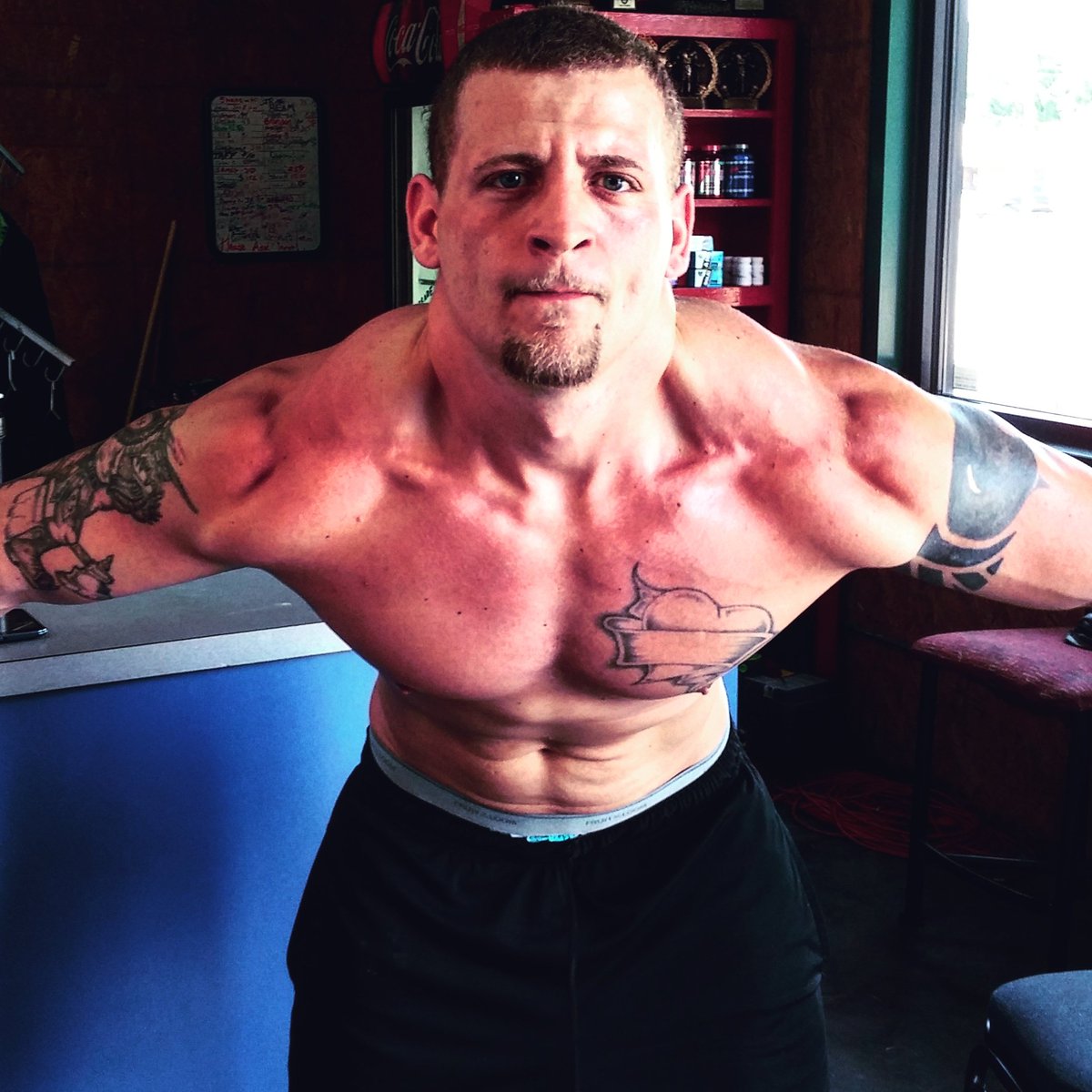 Joe_FitBody_Pro's tweet photo. #NewProfilePic https://t.co/t18Mku8QE6
