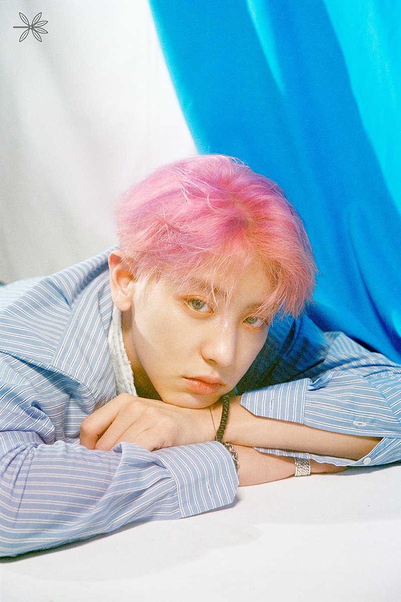 SMent_EXO's tweet photo. 170712 #EXO website update with Chanyeol
https://t.co/rD6k1BPi82
https://t.co/JkVovYlsBL
https://t.co/DZspk6Ltjb
https://t.co/HXl0NDpiRZ https://t.co/CUNjy4Vgah