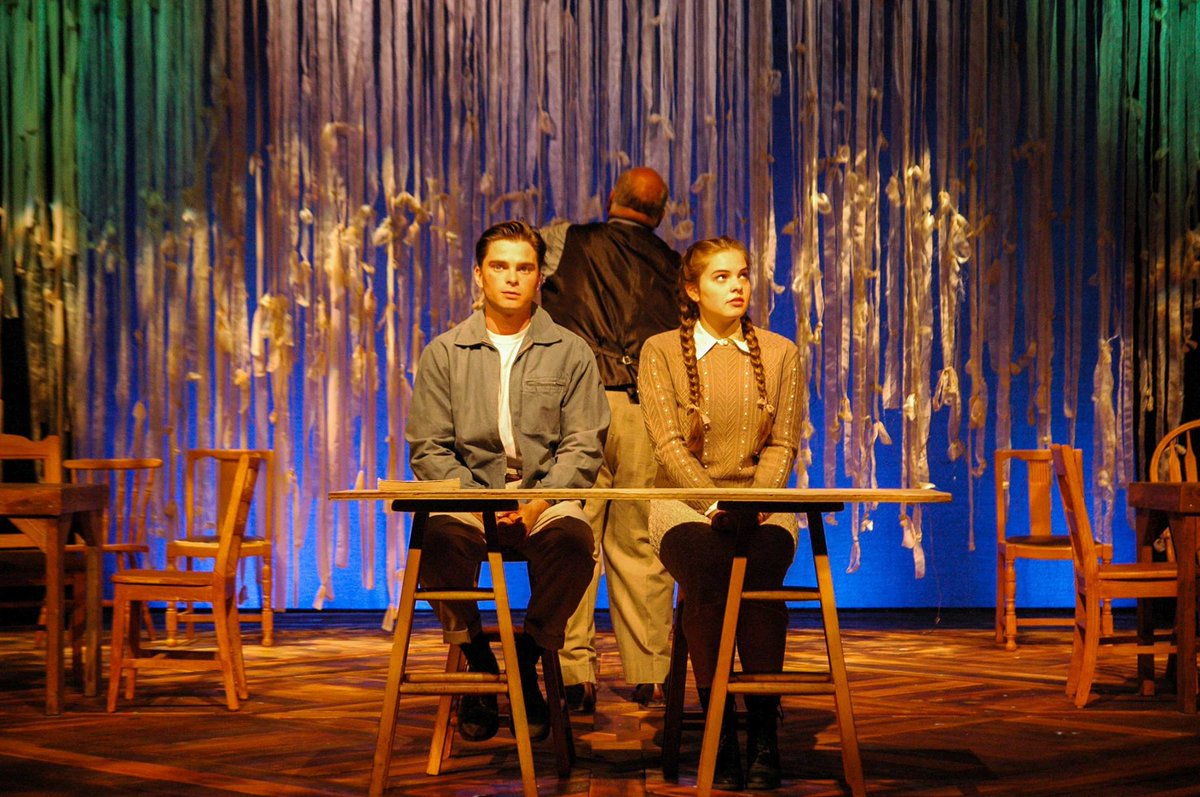 Showbillyvr's tweet photo. REVIEW: Our Town https://t.co/b2uynCUSiC #yyjarts https://t.co/Ct1Oo4RhYE