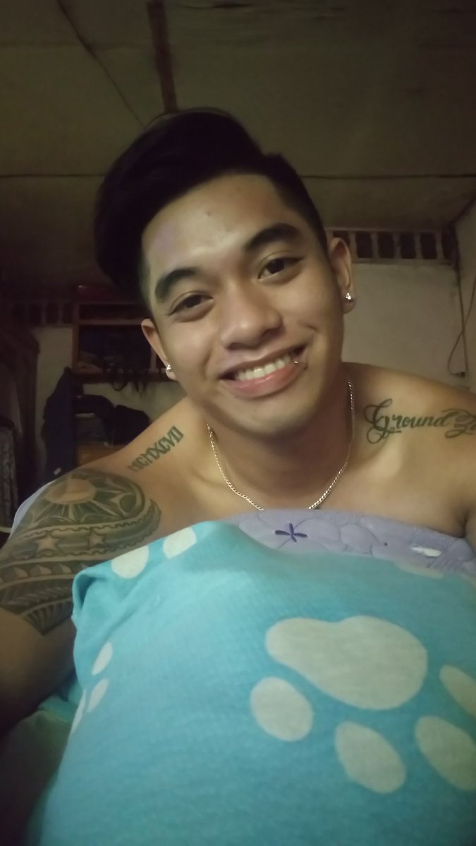 JyleFacunla's tweet photo. Heeey there baby! Gusto ko lng na malaman mo na you got me crazy. ๐
#Kakaiba #JRoa #SkustaClee #Cleezy #HairCut https://t.co/kFuJT8K9F3 https://t.co/rCYdFYylOH