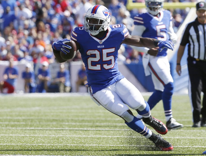 Happy Birthday to LeSean McCoy who turns 29 today! 