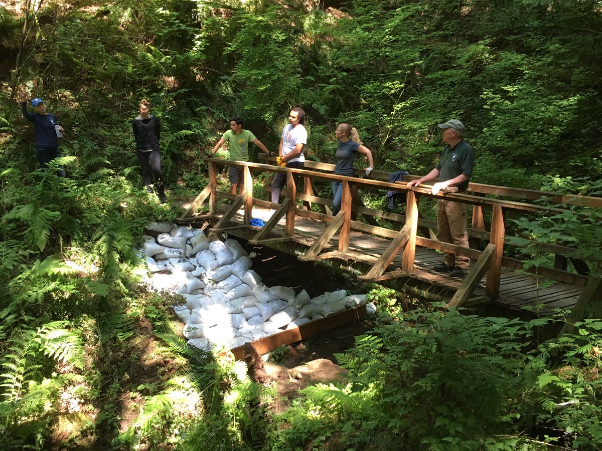 Thompjs's tweet image. Proud to have been a part of @MahlumArch Day of Service at the @PortlandAudubon #Commitment2Community