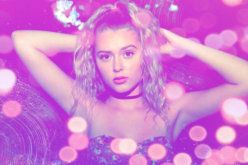 Kitkatmodeling's tweet image. 