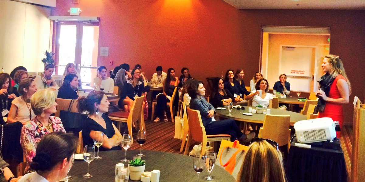 BNPP_Wealth's tweet image. J. de Zegher on how #SupplyChain is generating bigger social &amp;amp; environnemental impact than production itself... #WomenEntrepreneurProgram