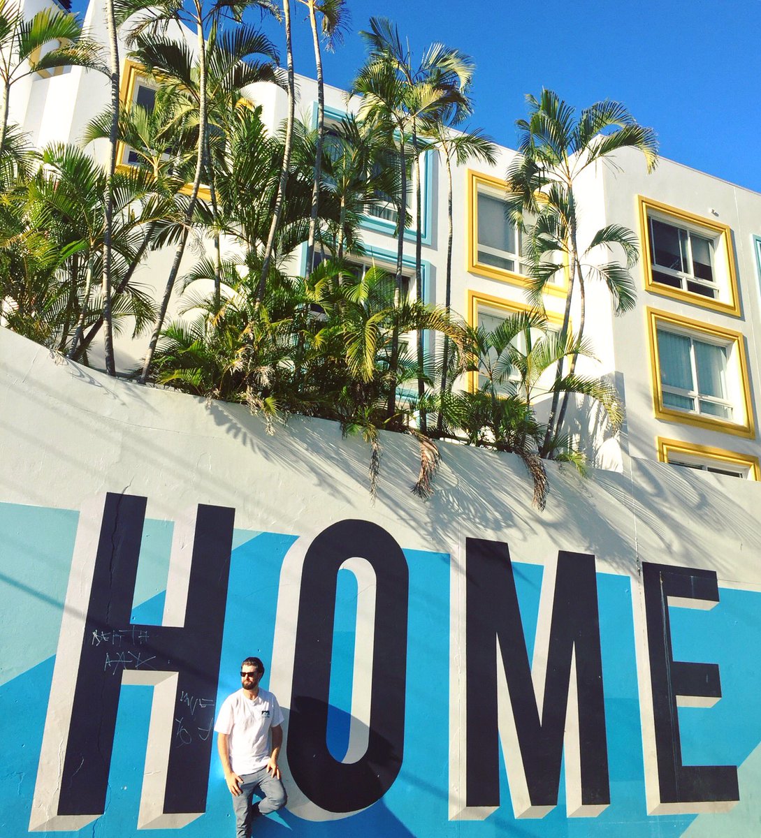preshfrince_'s tweet photo. Home is where the vibes at ☀️🌊🌴✨ #music #producer #dj https://t.co/I0YtTaUNWN