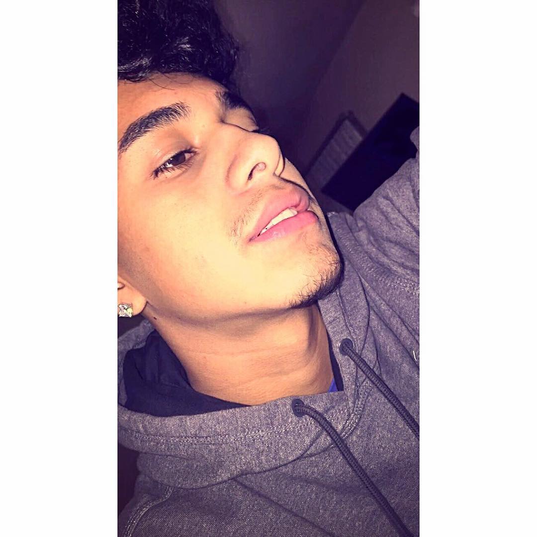 ItssJoel's tweet image. #hispanicboysbreaktheinternet Lets bring this back yall 😛