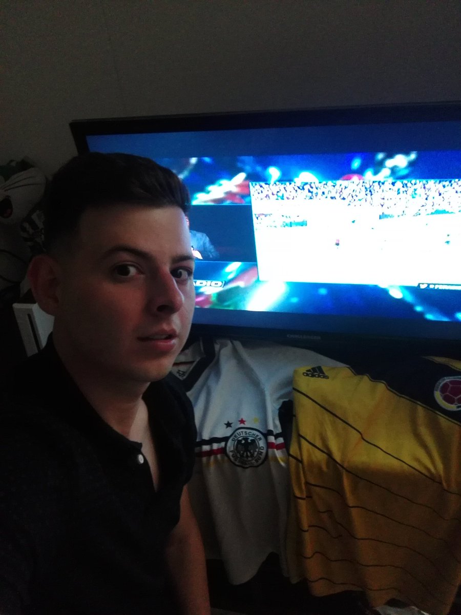 nikovalde's tweet image. #FSRadioColombia Vamos James Rodriguez a Deleitar con su magia al mejor futbol y al Mejor equipo. VAMOS JAMES ⚽⚽ Magico el Bayern