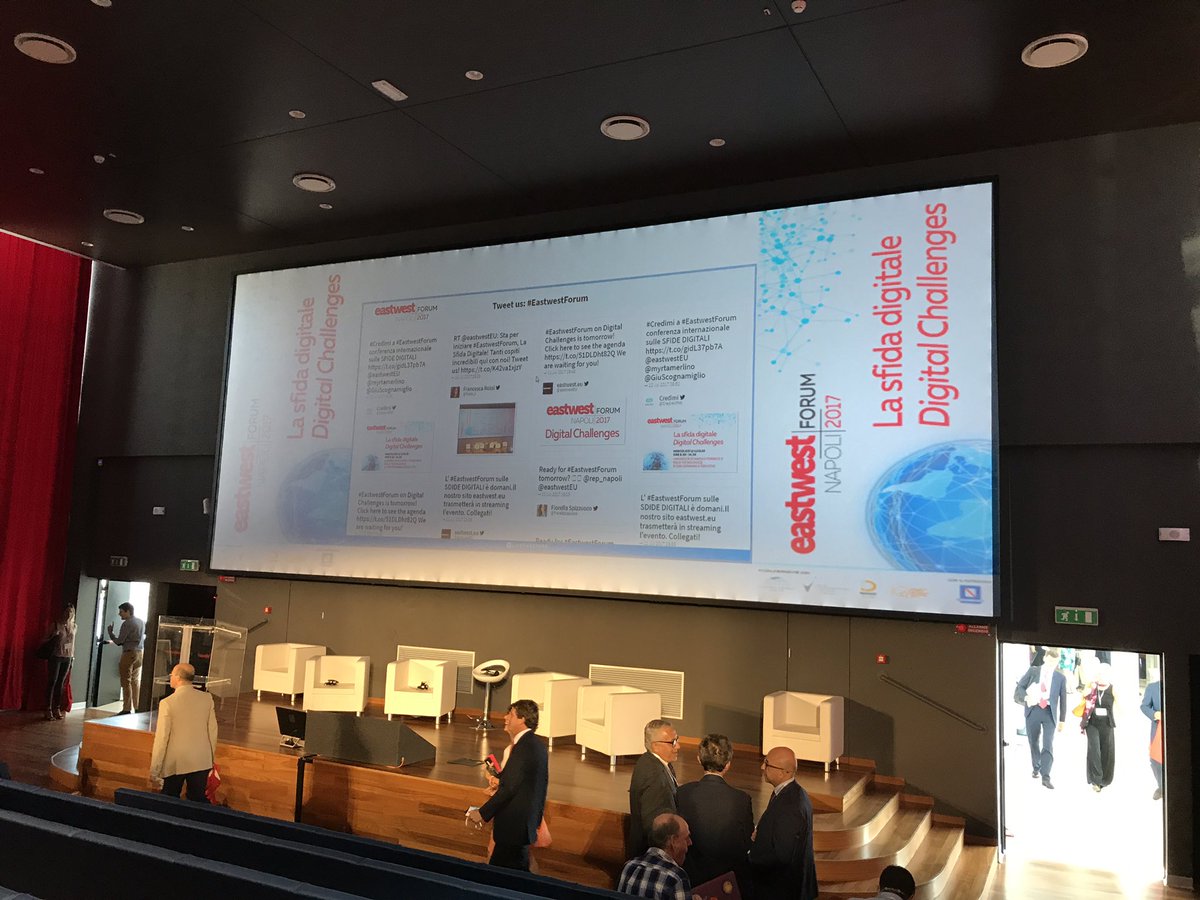 LuisFornaro's tweet image. This morning begins with digital challenges #EastwestForum #DeveloperAcademy