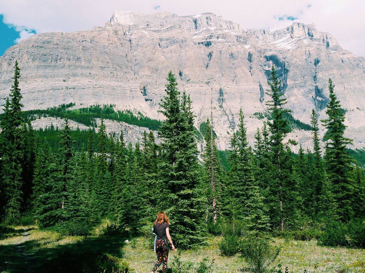 Big thank you to Amelia at <a href="/fbiradio/">FBi Radio</a> for picking me from Airlt for <a href="/tonedeaf/">Tone Deaf</a> 💖Also to <a href="/therevue/">The Revue</a> for sweet write up